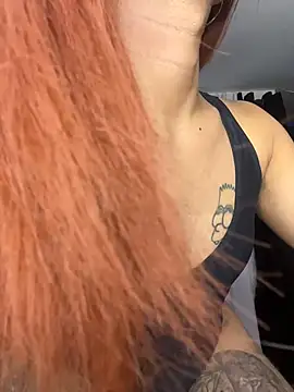 sissielil online show from 11.02.25