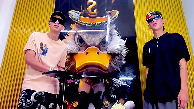 Snapshot of Dante_Brown1_ chatting on 10.11.25 Dante Brown1 online show from 10.11.25