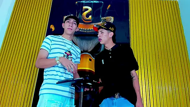 Snapshot of Dante_Brown1_ chatting on 10.17.25 Dante Brown1 online show from 10.17.25