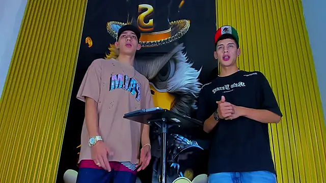 Snapshot of Dante_Brown1_ chatting on 11.06.25 Dante Brown1 online show from 11.06.25