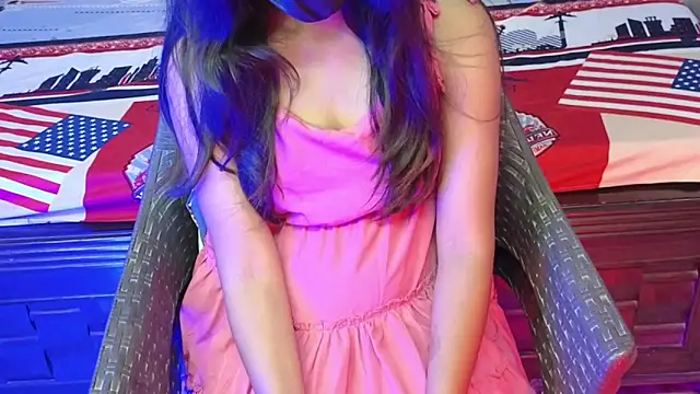 Snapshot of -Anikaverma- chatting on 09.13.25 -Anikaverma- online show from 09.13.25