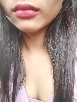 Snapshot of Senh_xxx chatting on 09.15.25 Senh xxx online show from 09.15.25