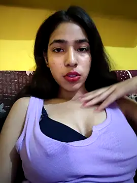 Snapshot of hot_senorita577 chatting on 10.17.25 hot senorita577 online show from 10.17.25