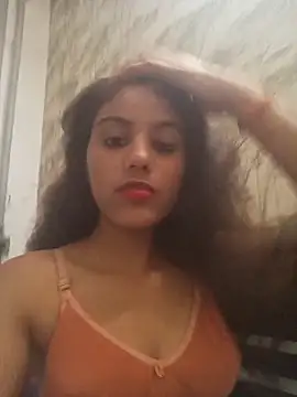 Snapshot of hot_senorita577 chatting on 10.26.25 hot senorita577 online show from 10.26.25