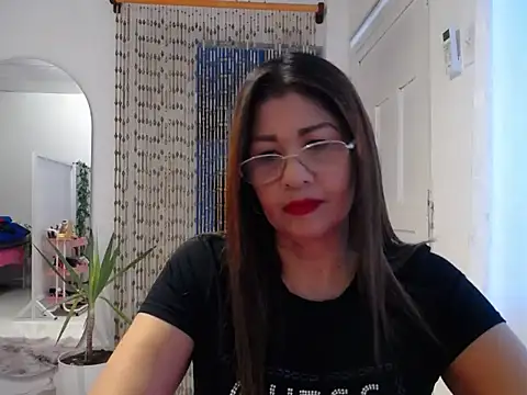 Snapshot of Manuela_lara_ chatting on 10.03.25 Manuela lara  online show from 10.03.25