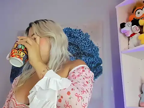 naomi sanz online show from 04.20.26