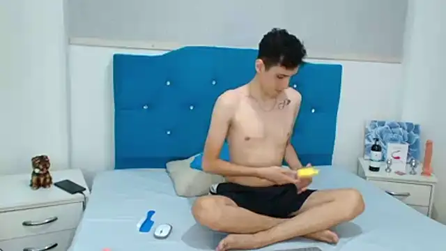 LuigiMarchetti online show from 01.05.26