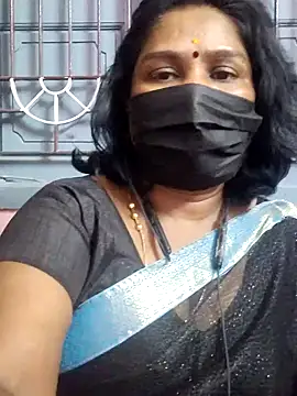 Snapshot of Tamil_Azhaghi25 chatting on 06.17.26 Tamil Azhaghi25 online show from 06.17.26