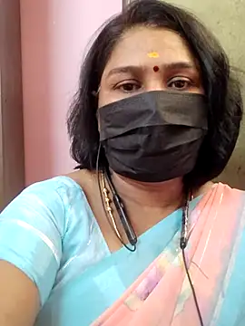 Snapshot of Tamil_Azhaghi25 chatting on 06.27.26 Tamil Azhaghi25 online show from 06.27.26