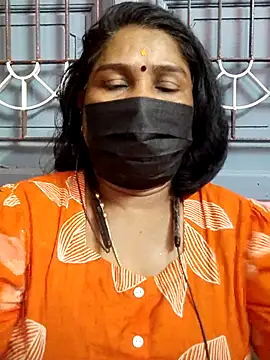 Snapshot of Tamil_Azhaghi25 chatting on 06.27.26 Tamil Azhaghi25 online show from 06.27.26