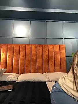 Tayler Kim online show from 02.25.26