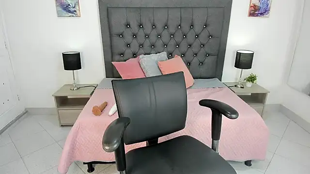 dulce fresa  online show from 09.22.25