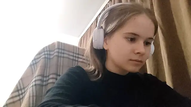 Sofie Sofie online show from 09.12.25