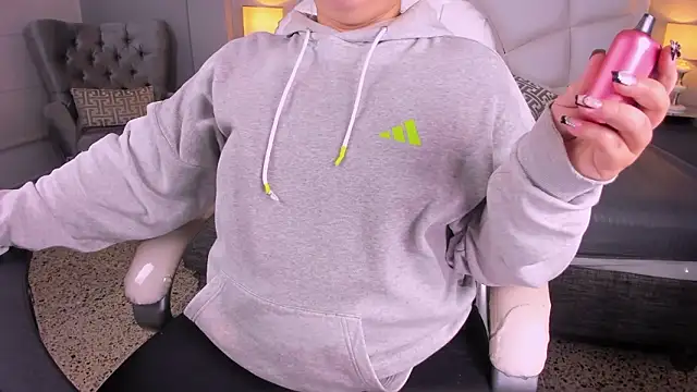 Snapshot of Miss_Francheska chatting on 02.03.26 Miss Francheska online show from 02.03.26