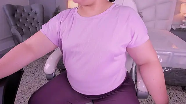 Snapshot of Miss_Francheska chatting on 02.21.26 Miss Francheska online show from 02.21.26