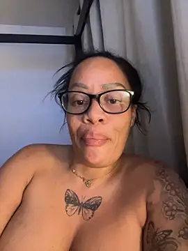 sugarsweetie8000 online show from 09.22.25