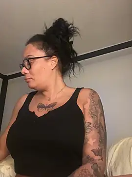 sugarsweetie8000 online show from 09.23.25