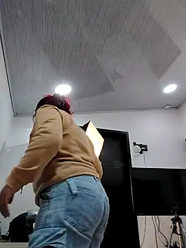 cherry canndy  online show from 09.23.25