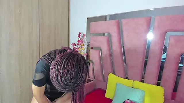 MaraKarly online show from 10.09.25