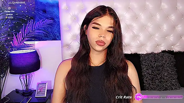 Valeria Swett  online show from 11.07.25