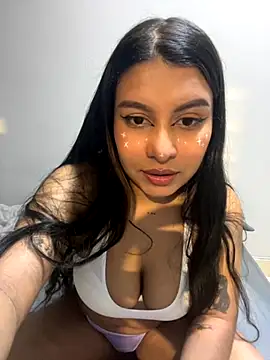  Chloe Smith online show from 09.12.25