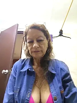 MaryLunne online show from 11.19.25