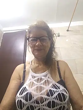 MaryLunne online show from 12.15.25