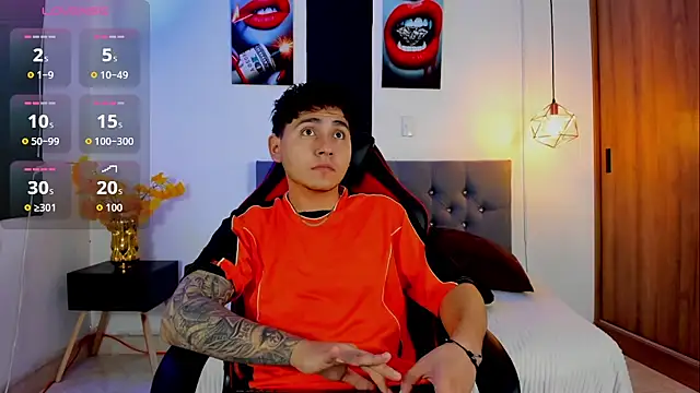 Snapshot of Nicolas_James_Sc chatting on 10.01.25 Nicolas James Sc online show from 10.01.25