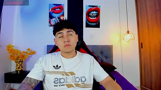 Nicolas James Sc online show from 11.04.25