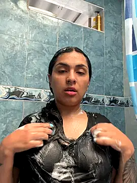 Snapshot of alix_beltran chatting on 09.14.25 alix beltran online show from 09.14.25
