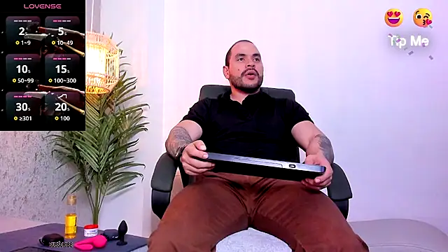 Hershell Fit online show from 10.06.25