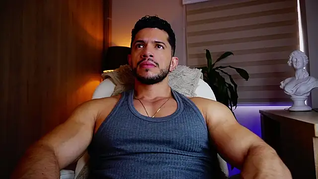 Snapshot of Erick_Thompsonx chatting on 09.27.25 Erick Thompsonx online show from 09.27.25