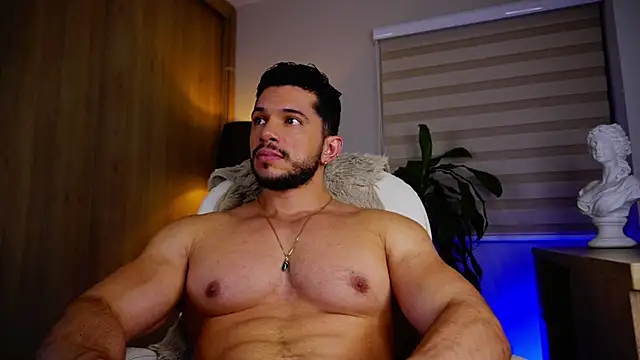 Snapshot of Erick_Thompsonx chatting on 10.06.25 Erick Thompsonx online show from 10.06.25