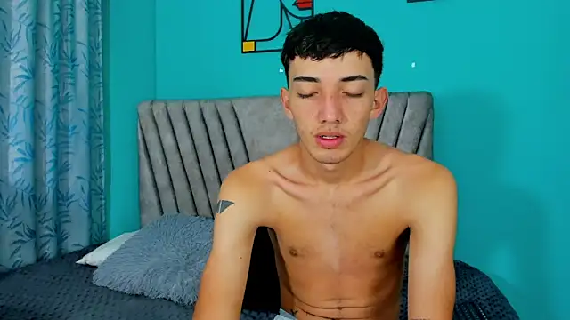 Maikol Ortiz online show from 04.02.26