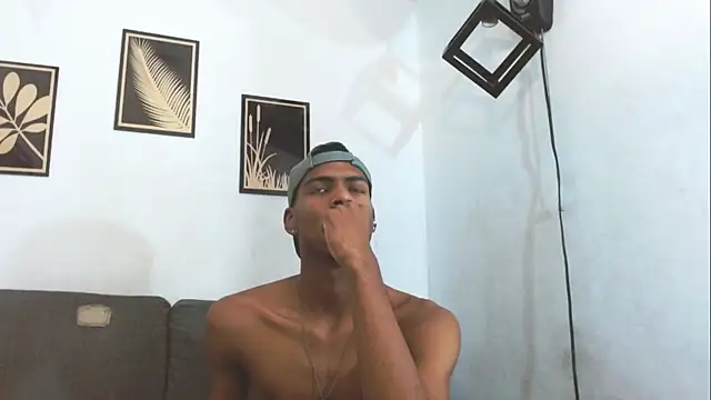 criss zuri online show from 09.19.25