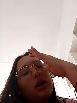 milkchorros online show from 09.11.25