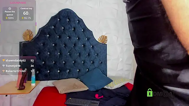  mia milf  online show from 02.25.26