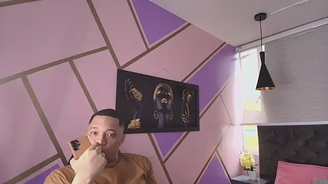 Annie Lii online show from 10.14.25