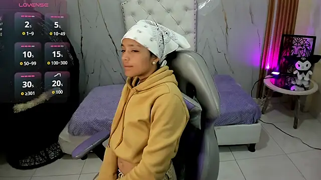 SexyValkyrie1 online show from 09.12.25