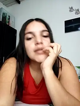 chloe 90 online show from 10.14.25