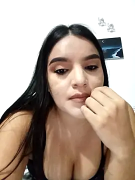 chloe 90 online show from 12.03.25