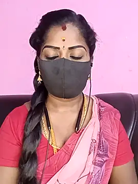 Snapshot of tamilammukuttyy chatting on 04.24.26 tamilammukuttyy online show from 04.24.26