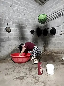 Tin tanny online show from 12.22.25