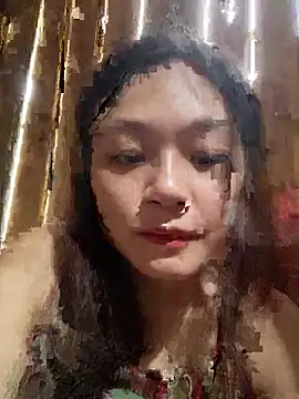 mai-xinh online show from 12.22.25