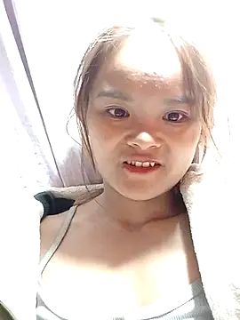 xinhxinhcute online show from 12.02.25