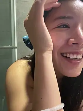 Snapshot of ruyi-13 chatting on 09.21.25 ruyi-13 online show from 09.21.25