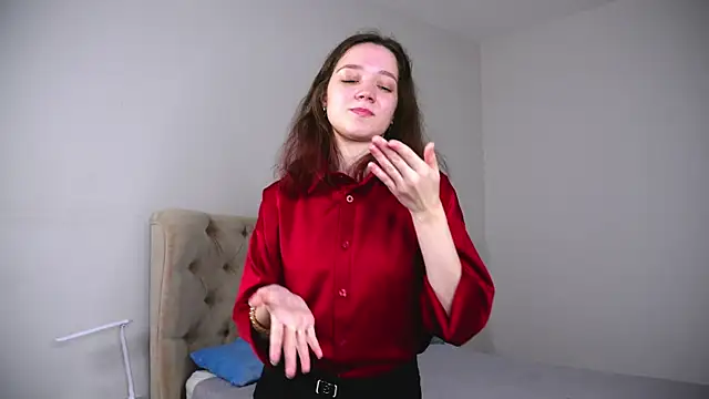 RolandaFolkes online show from 10.05.25