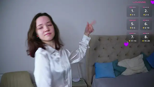 RolandaFolkes online show from 10.19.25