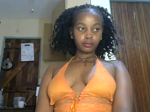 Snapshot of Lattie1 chatting on 10.20.25 Lattie1 online show from 10.20.25