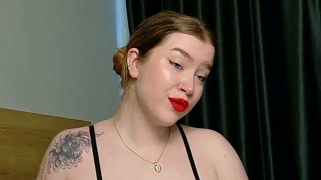 Rebecca Lace online show from 10.03.25